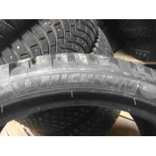 Michelin X-Ice North 3 235/35R19 91H (шип) Новая